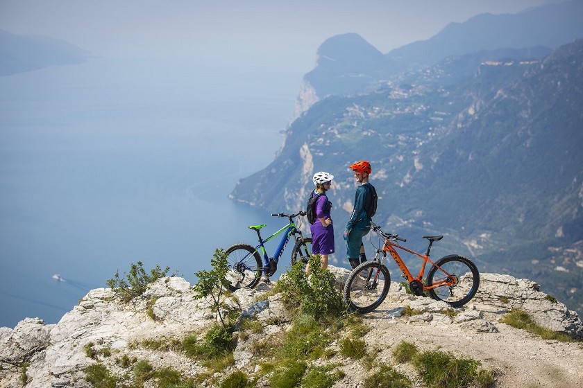 best bike tour | bike tour liguria |Genoa Downtown Bike Tour | Boccadasse Bike Tour | Port Bike Tour